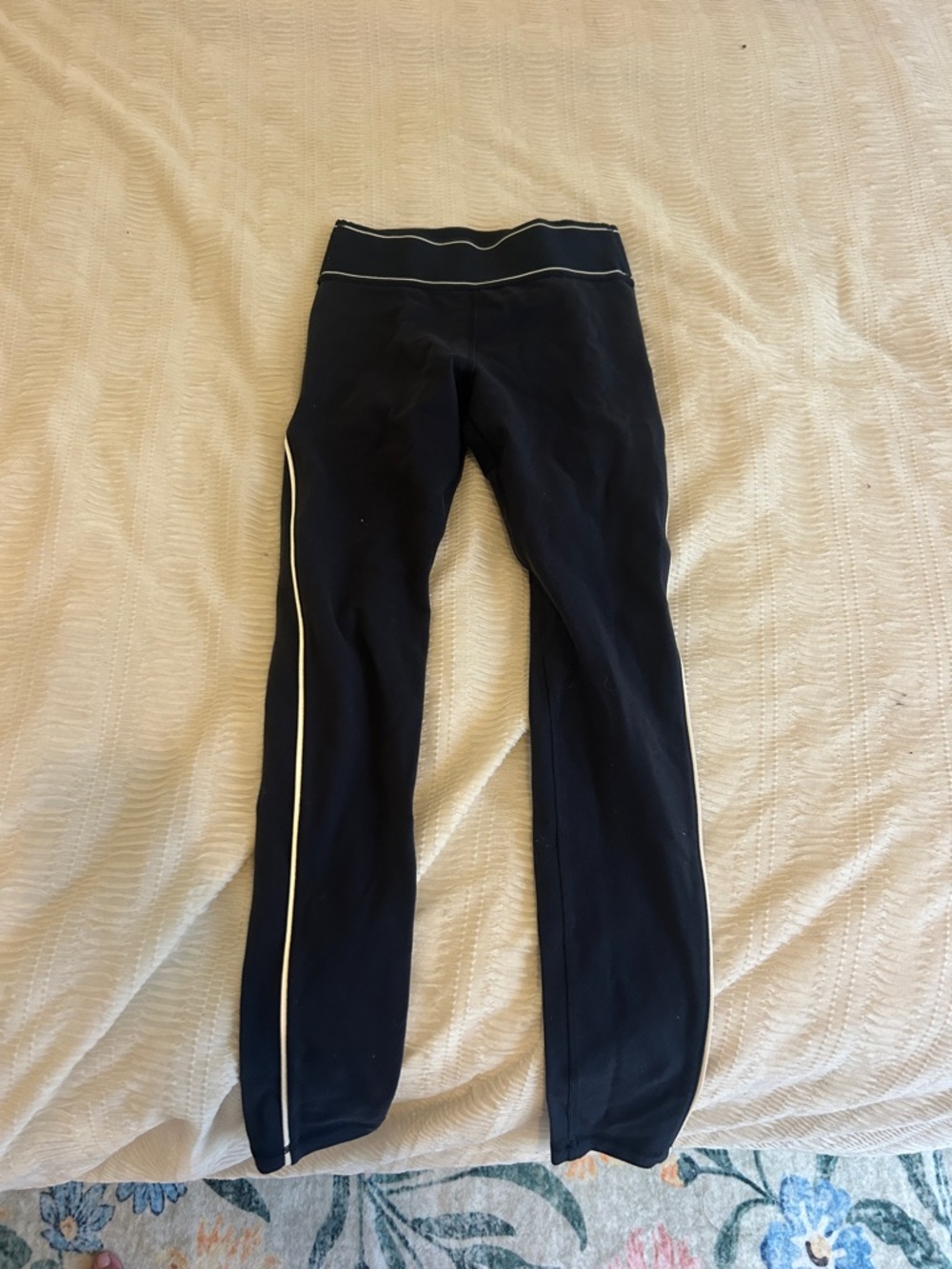 Aritzia leggings